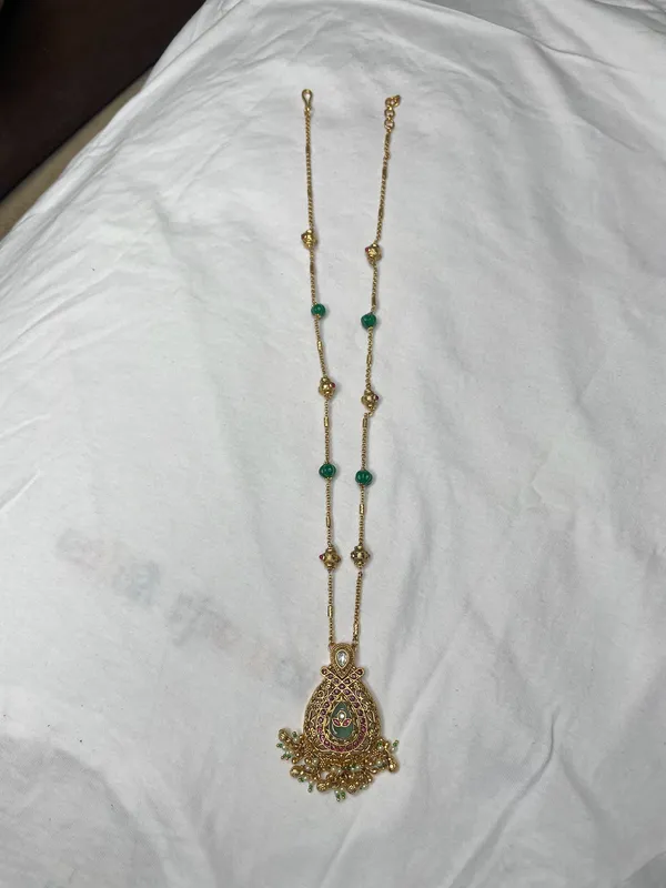 Multicolor_Gold-Toned_Kundan_Necklace_Set_With_Green_Beads_Earrings_For_Women