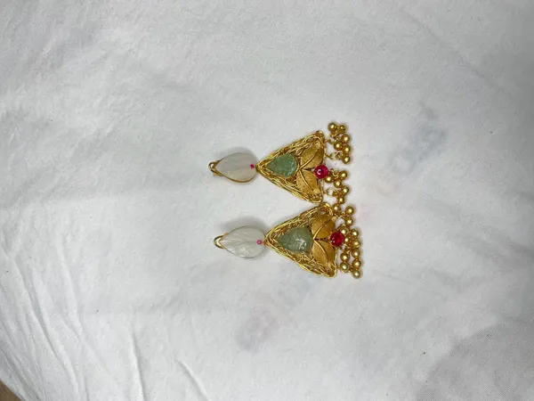 Multicolor_Antique_Gold_Geometric_Triangle_Pendant_Necklace_Set_For_Women