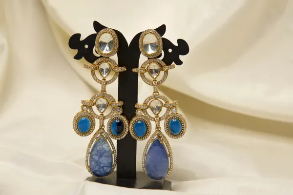 Gold-Toned_Copper_Alloy_Blue_Stone_Chandelier_Drop_Earrings_For_Women