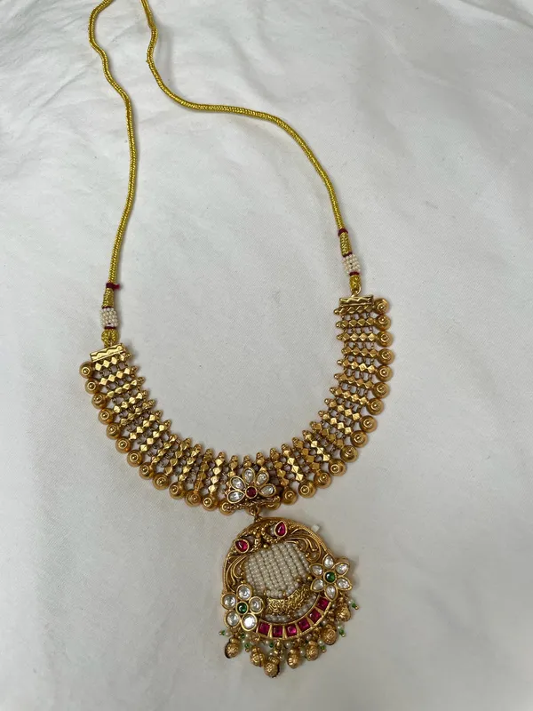 Multicolor_Alloy_Antique_Gold_Temple_Necklace_Jhumka_Set_For_Women