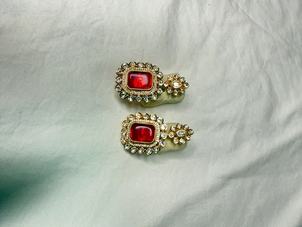 Gold-Toned_Red_Crystal_Interchangeable_Multicolor_Stone_Earrings_For_Women