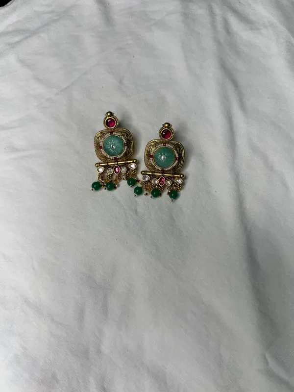 Gold-Toned_Copper_Alloy_Kundan_Turquoise_Ruby_Drop_Earrings_For_Women