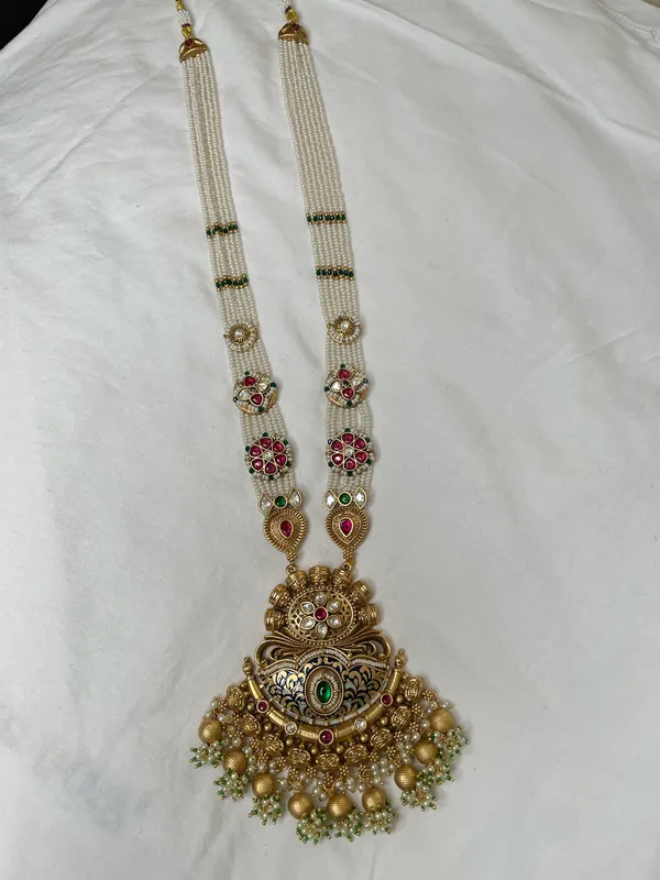 Multicolor_Antique_Gold_Kundan_Pearl_Beaded_Necklace_Set_For_Women