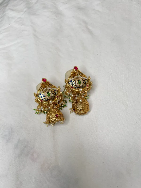 Multicolor_Antique_Gold_Kundan_Pearl_Beaded_Necklace_Set_For_Women