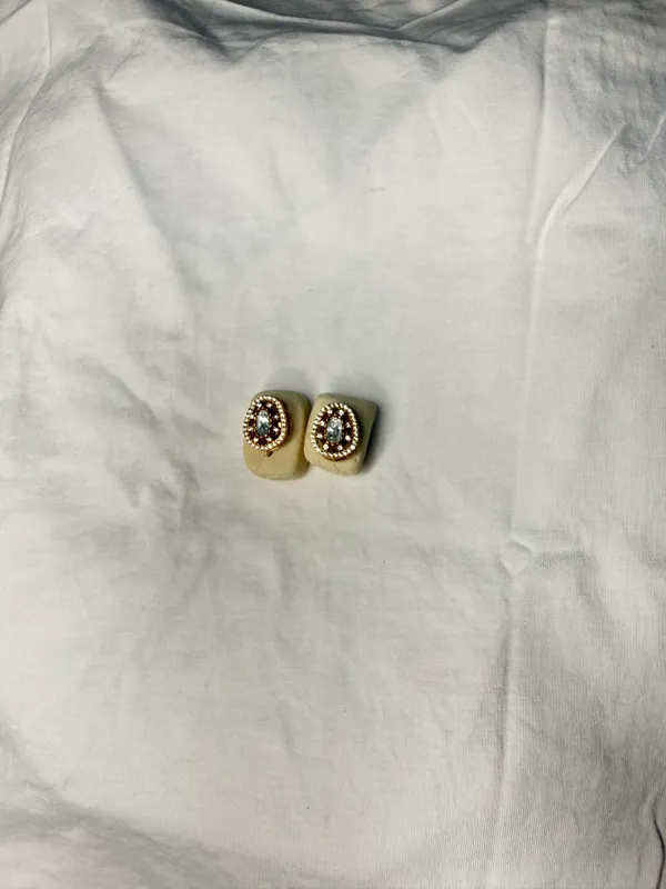Gold-Toned_Cream_Stone_Cluster_Oval_Stud_Earrings_For_Women