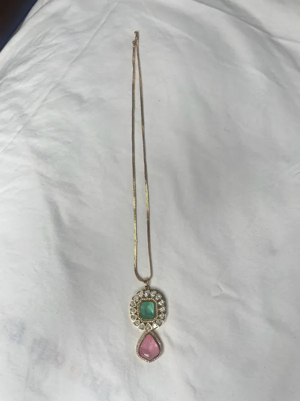 Gold-Toned_Green_Pink_Crystal_Halo_Stone_Necklace_Set_For_Women