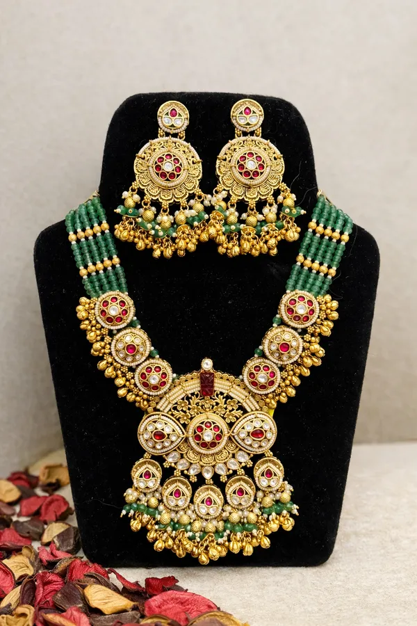 Antique_Gold-Toned_Copper_Alloy_Green_Beaded_Temple_Necklace_Set_For_Women