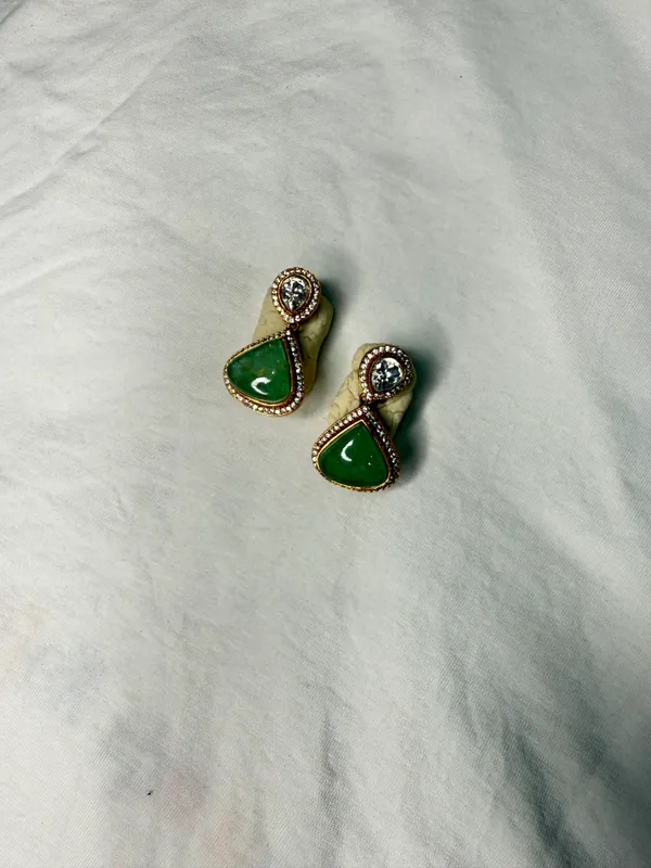 Gold-Toned_Copper_Alloy_Jade_Green_Paisley_Stone_Drop_Earrings_For_Women