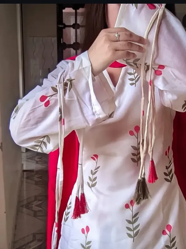 Floral_Printed_Cotton_Kurta_Pant_Set_with_Pink_Dupatta