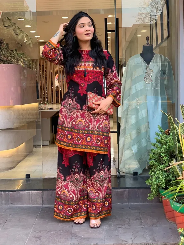 Royal_Ethnic_Printed_Kurta_Set_With_Designer_Palazzo_Pants