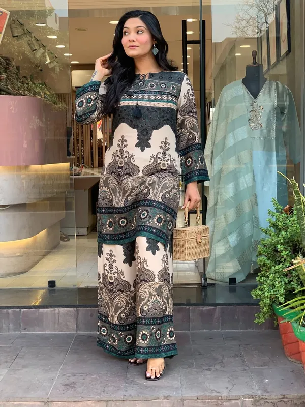 Royal_Ethnic_Multicolour_Printed_Kurta_Set_With_Designer_Palazzo_Pants