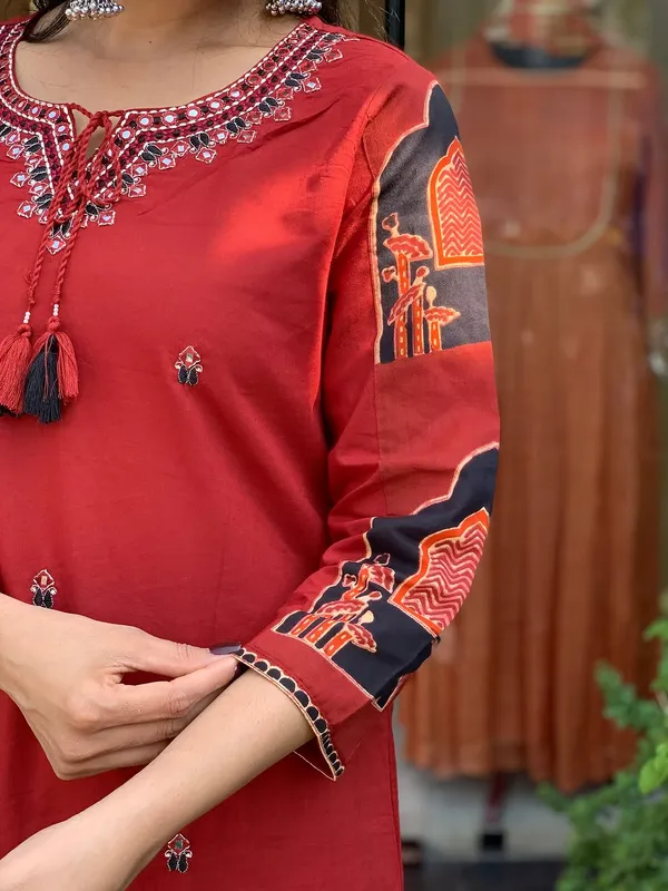 Red_Handcrafted_Kurta_Set_With_Traditional_Printed_Dupatta
