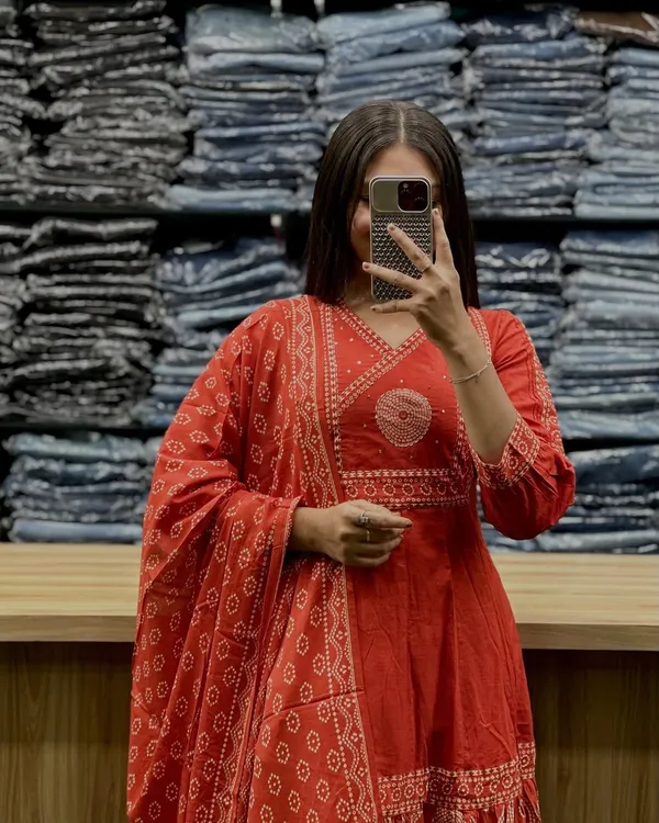 Orange_V_Neck_Heavy_Anarkali_Kurti,_Pant_With_Dupatta