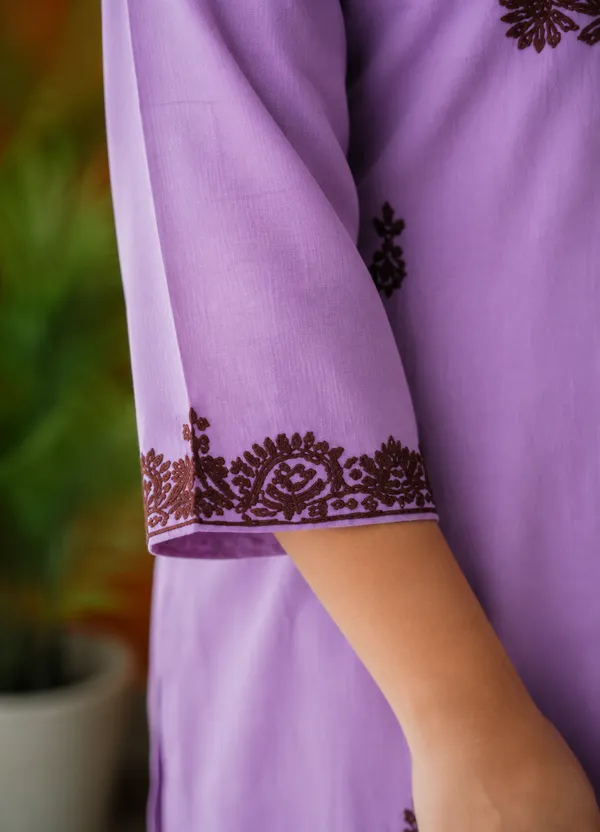 Lavender_Embroidered_Kurta_Set_With_Straight_Pants_For_Women