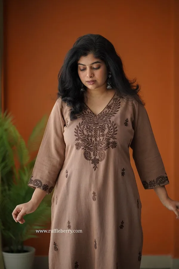 Brown_Embroidered_Kurta_Set_with_Straight_Pants_for_Women