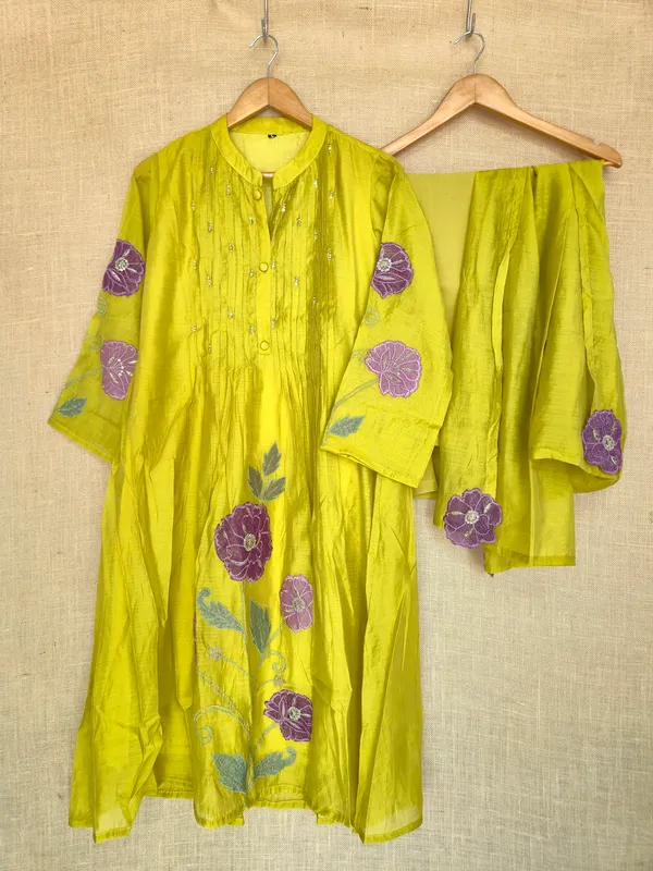 Olive_Yellow_Mul_Chanderi_Anarkali_Kurta_Set_With_Dupatta_For_Women