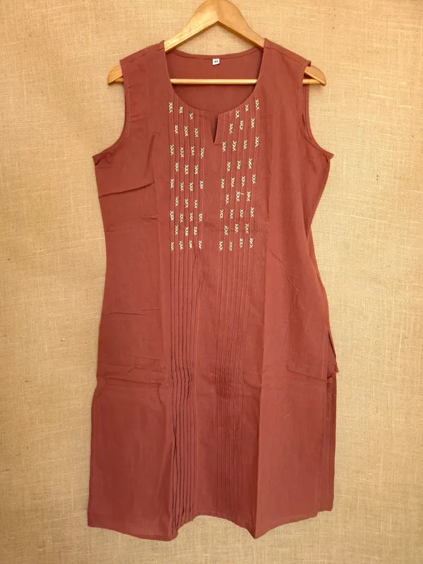 Brick_Red_Flax_pure_Cotton_Ethnic_Kurta_Set_For_Women_(Sleeves_Provided)