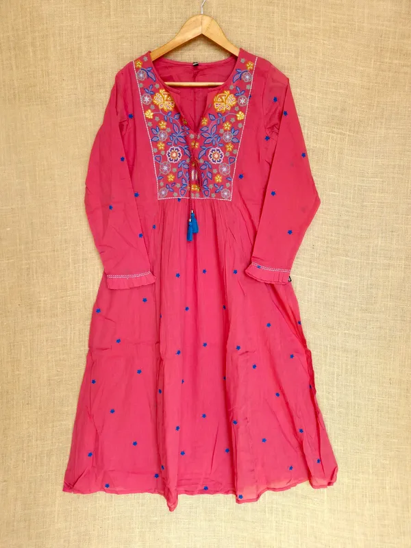 Summer_Pink__Mul_Cottoni_Kurta_Set_With_Dupatta_For_Women