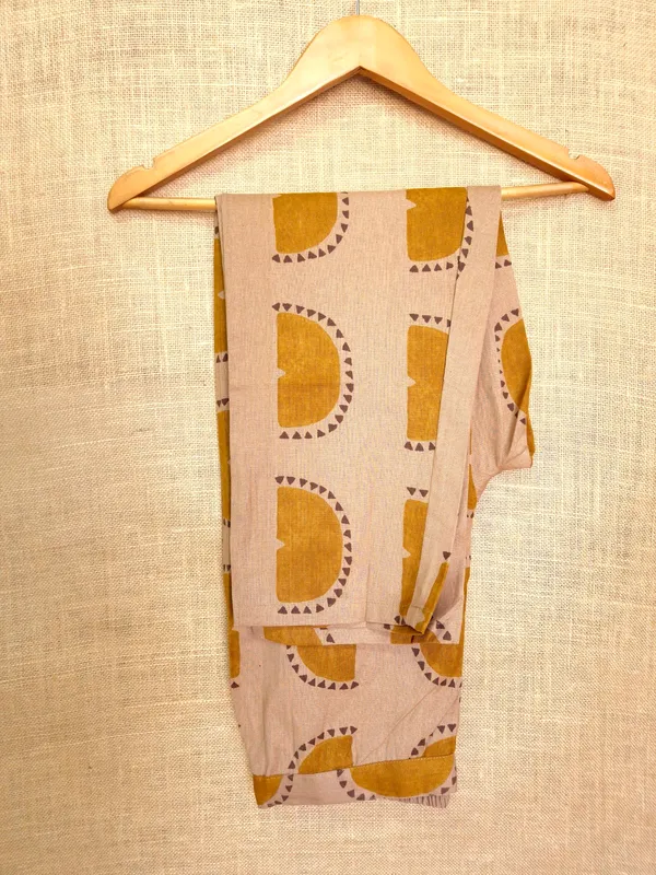 Khakhi_Or_Light_Brown_pure_Cotton_Kurta_Set_For_Women