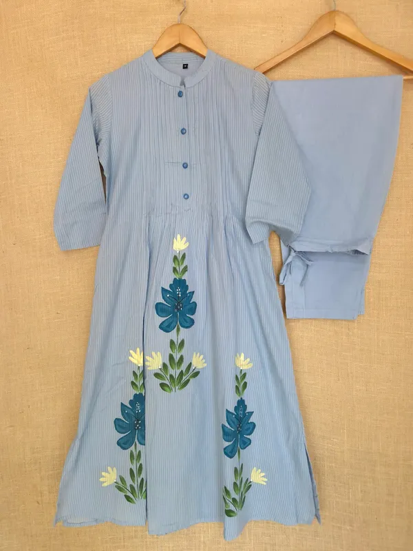 Light_Blue_pure_Cotton_Hand_Painted_Kurta_Set_For_Women