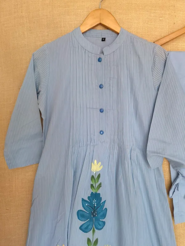 Light_Blue_pure_Cotton_Hand_Painted_Kurta_Set_For_Women