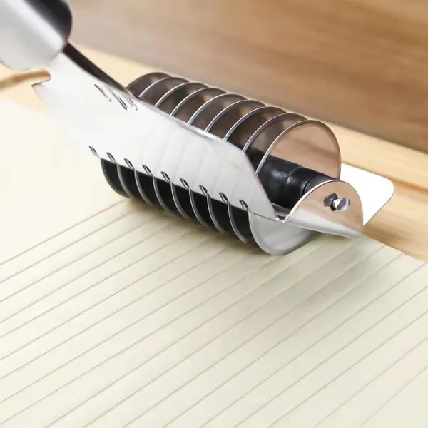 Stainless_Steel_Noodles_Cutter