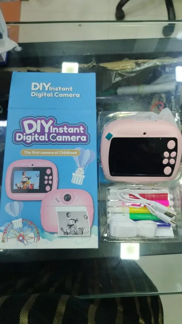 Diy_Instant_Digital_Camera_For_Kids_The_First_Camera_Of_Childhood