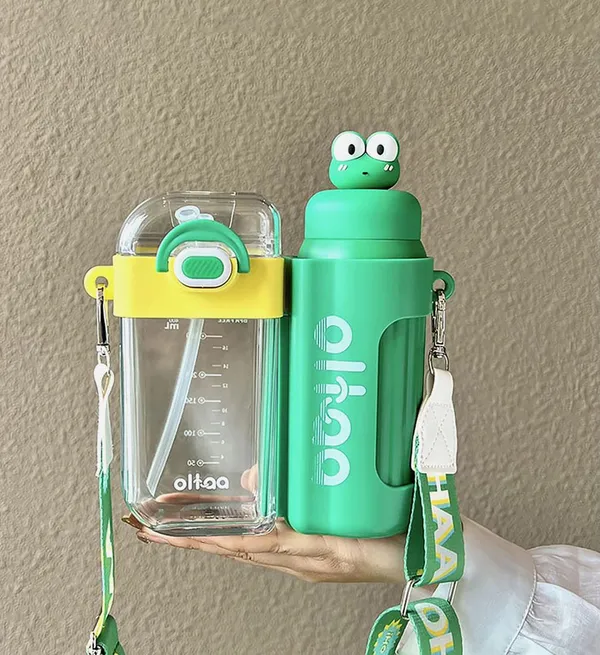 Lightweight_Double_Water_Bottle_with_Straw_400ml_320ml_Portable_Easy_to_Use_for_Kids_(Black)