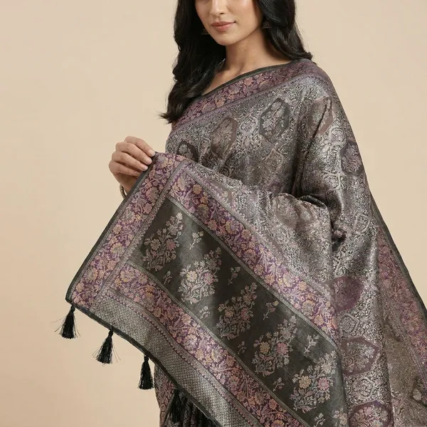 Green_Silver_Silk_Designer_Saree_For_Women