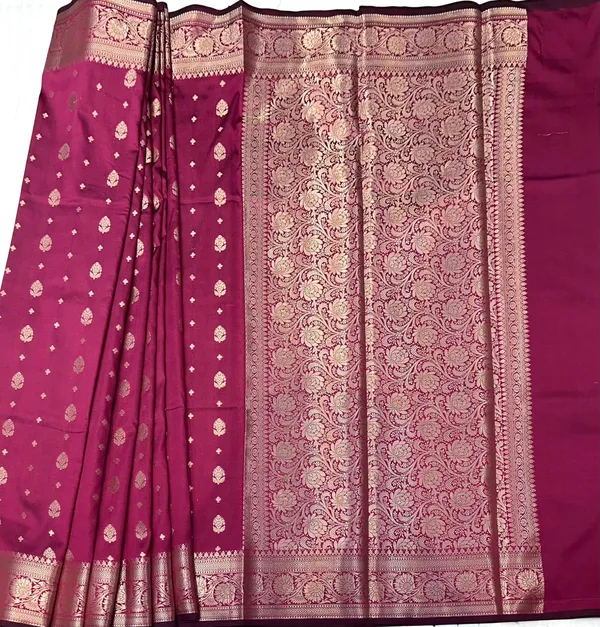 Maroon_Banarasi_Silk_Saree_With_Zari_Work_For_Women
