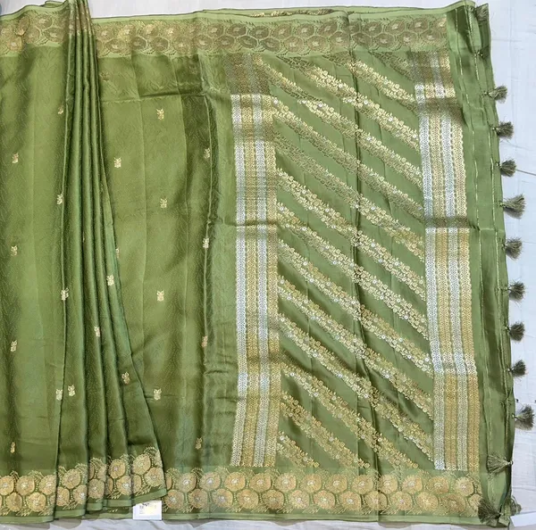 Light_Green_Silk_Designer_Saree_For_Women