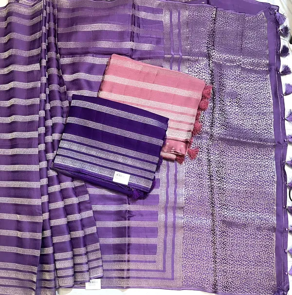 Purple_Silk_Saree_With_Zari_Border_For_Women