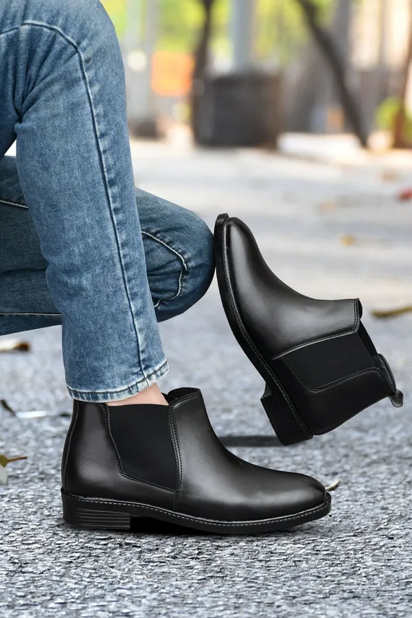 Veltrix_Chelsea_Ankle_Boots_Classic_Slip_On_Formal_Boots_For_Men_(Black)