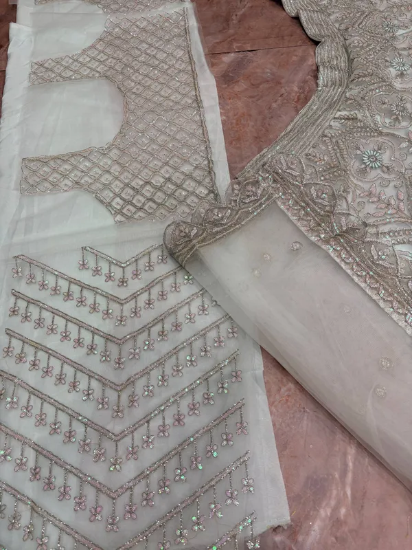 Elegant_Off-White_Embellished_Lehenga_Choli_Set_With_Dupatta