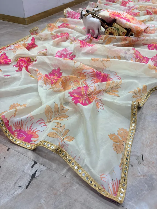Elegant_Floral_Print_Organza_Saree_With_Embellished_Blouse