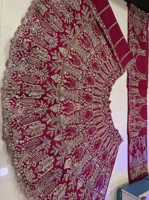 Bridal_Red_Velvet_Embellished_Lehenga_Choli_Set_With_Heavy_Zari_Work