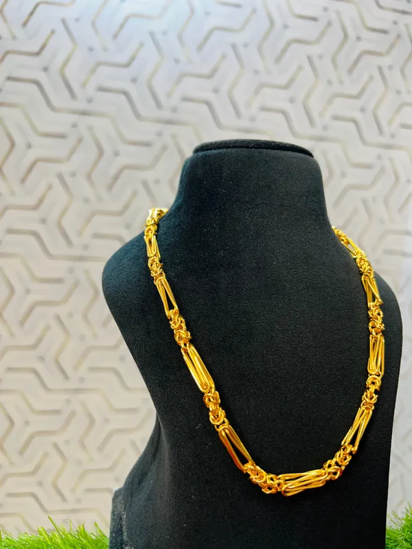 Golden_Alloy_Premium_Chain_For_Men