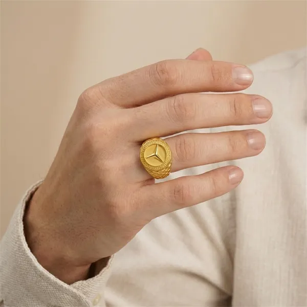 Golden_Alloy_Premium_Ring_With_Chain_For_Men