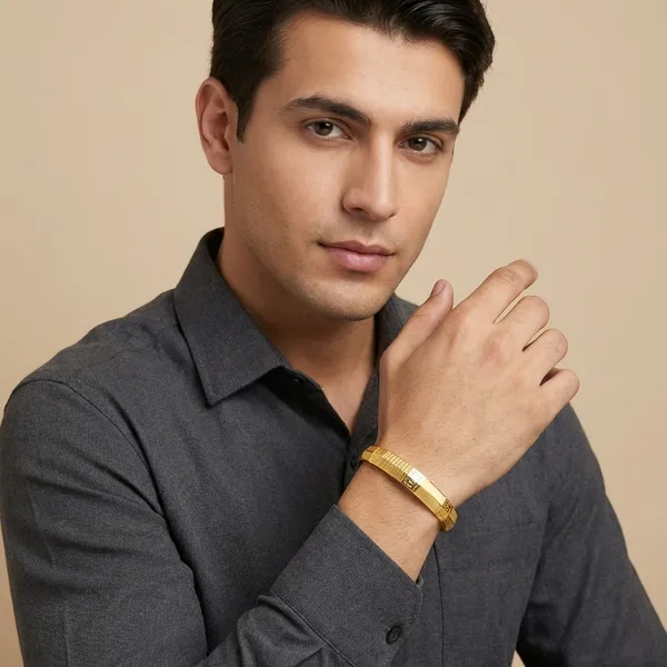 Golden_Alloy_And_Gold_Plated_Premium_Kada_For_Men