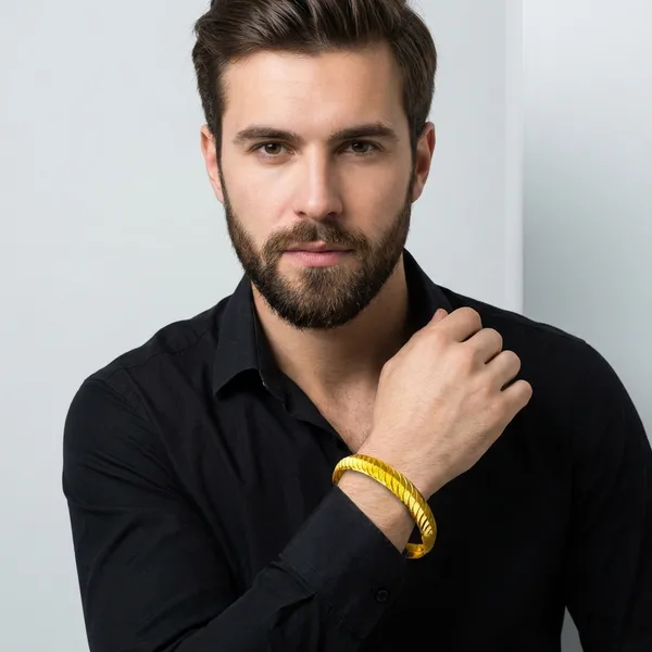 Golden_Alloy_And_Gold_Plated_Premium_Kada_For_Men
