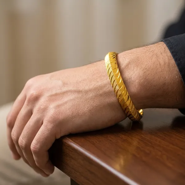 Golden_Alloy_And_Gold_Plated_Premium_Kada_For_Men