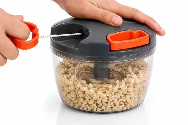 Manual_Pull_Chopper_for_Kitchen_|_Handy_Vegetable_&_Dry_Fruit_Chopper_with_Sharp_Blades_|_Multipurpose_Mini_Food_Processor_for_Onion,_Garlic,_Nuts_&_Vegetables