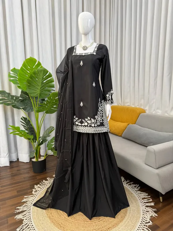 Black_Crepe_Embroidered_Kurti_Palazzo_Set_With_Dupatta_For_Women
