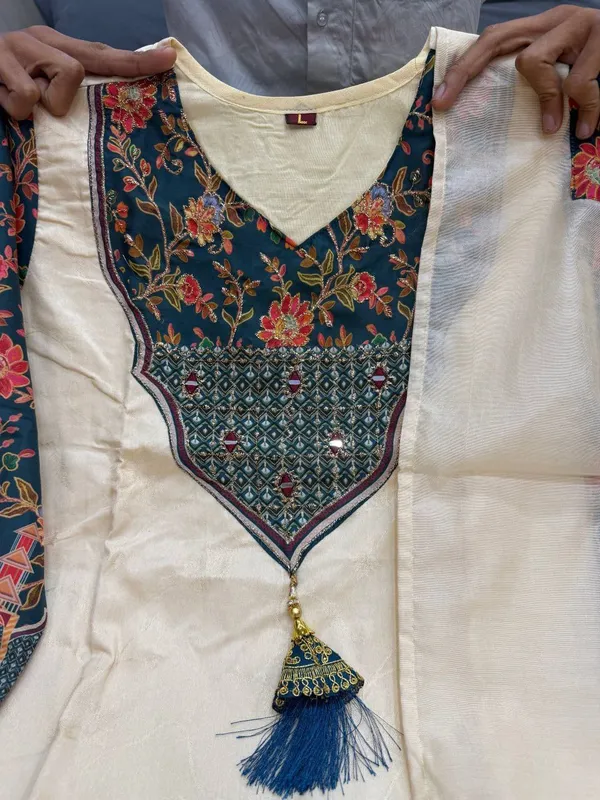 Cream_Banarasi_Woven_Straight_Suit_Set_With_Jacquard_Dupatta_For_Women