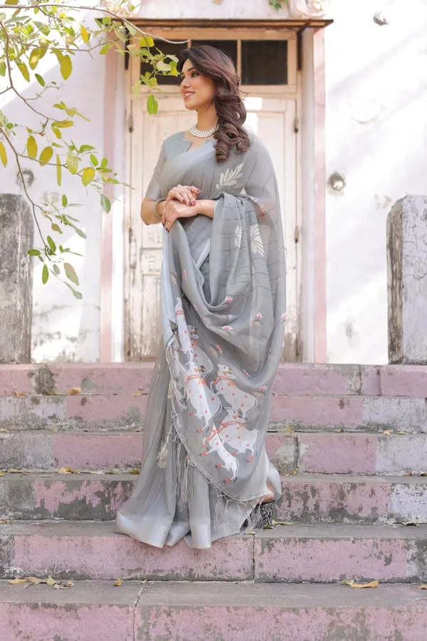 Grey_Linen_Lotus_&_Cow_Motif_Printed_Saree_For_Women