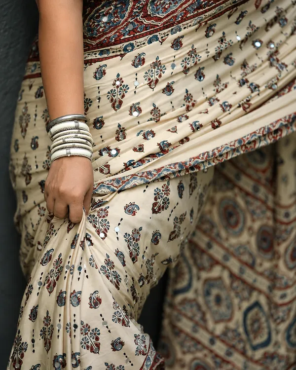 Ivory_Modal_Silk_Ajrakh_Printed_Saree_For_Women