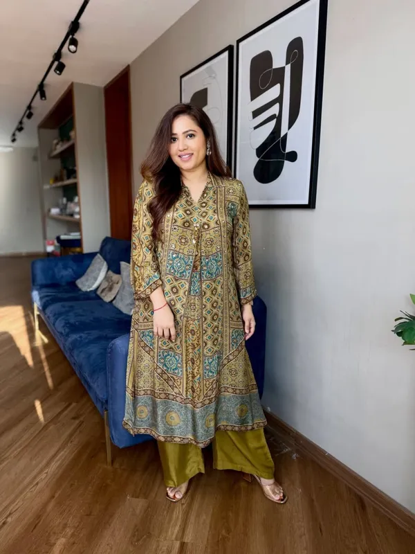 Mustard_Natural_Crepe_Ajrakh_Printed_Mirror_Work_Co-Ord_Set_For_Women