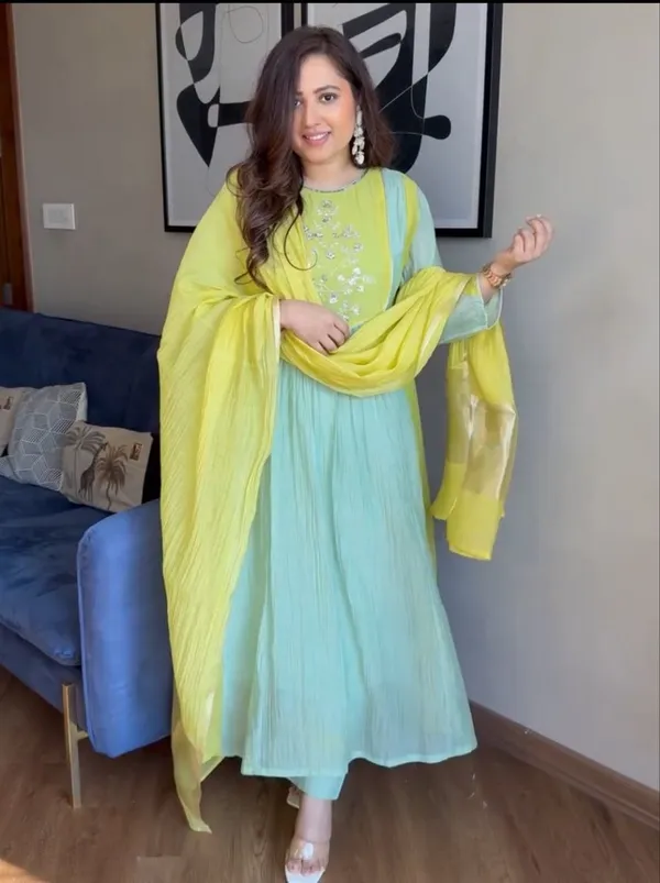 Pastel_Green_Mul_Chanderi_Handwork_Suit_Set_With_Banarasi_Dupatta_For_Women