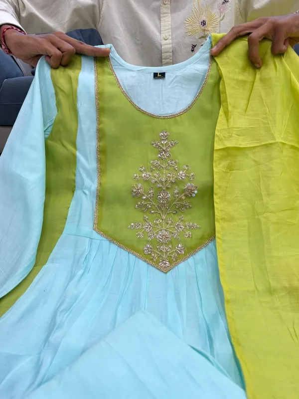Pastel_Green_Mul_Chanderi_Handwork_Suit_Set_With_Banarasi_Dupatta_For_Women