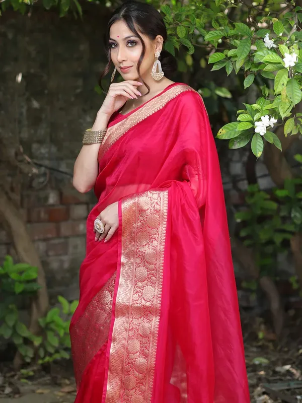 Red_Organza_Zari_Border_Saree_For_Women